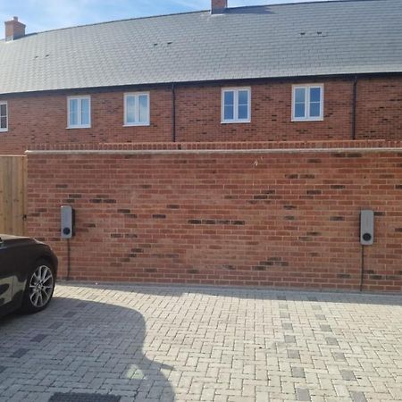 Modern 2Bedroom House In Ipswich Suffolk Exterior photo